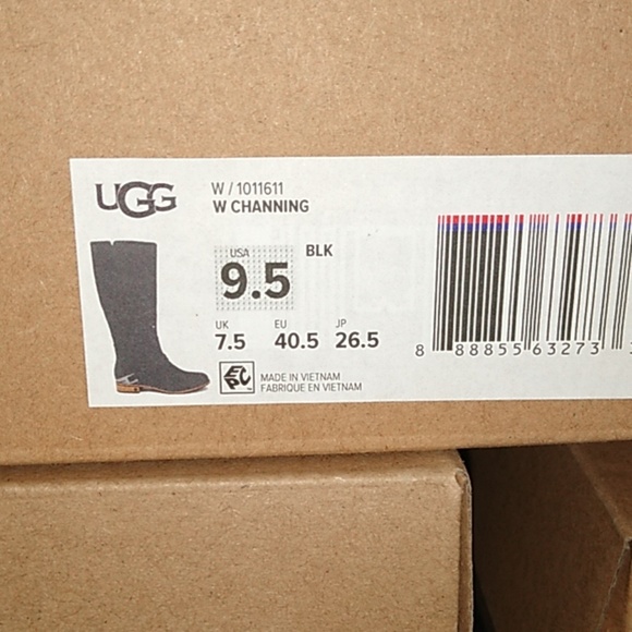 Blk Friday! Ugg Channing Suede - Picture 3 of 4
